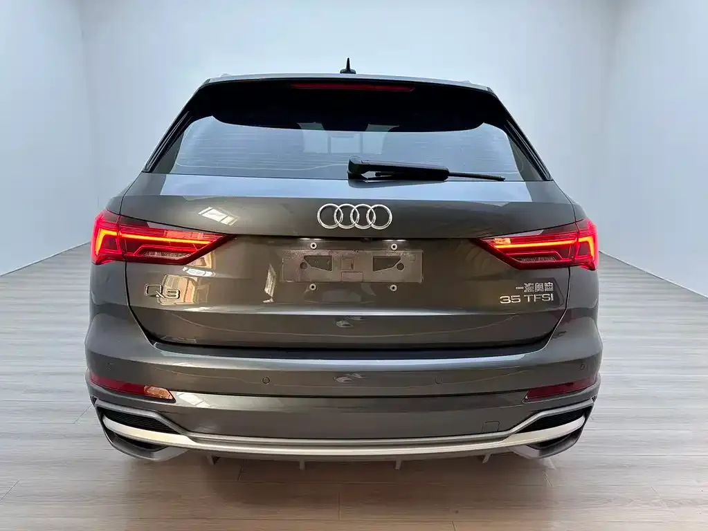 Audi Q3 — фото 3