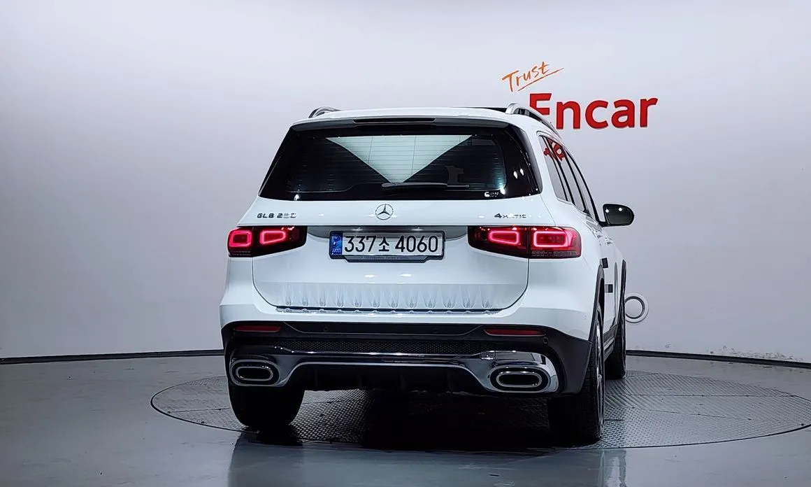 Mercedes-Benz GLB-Class — фото 10