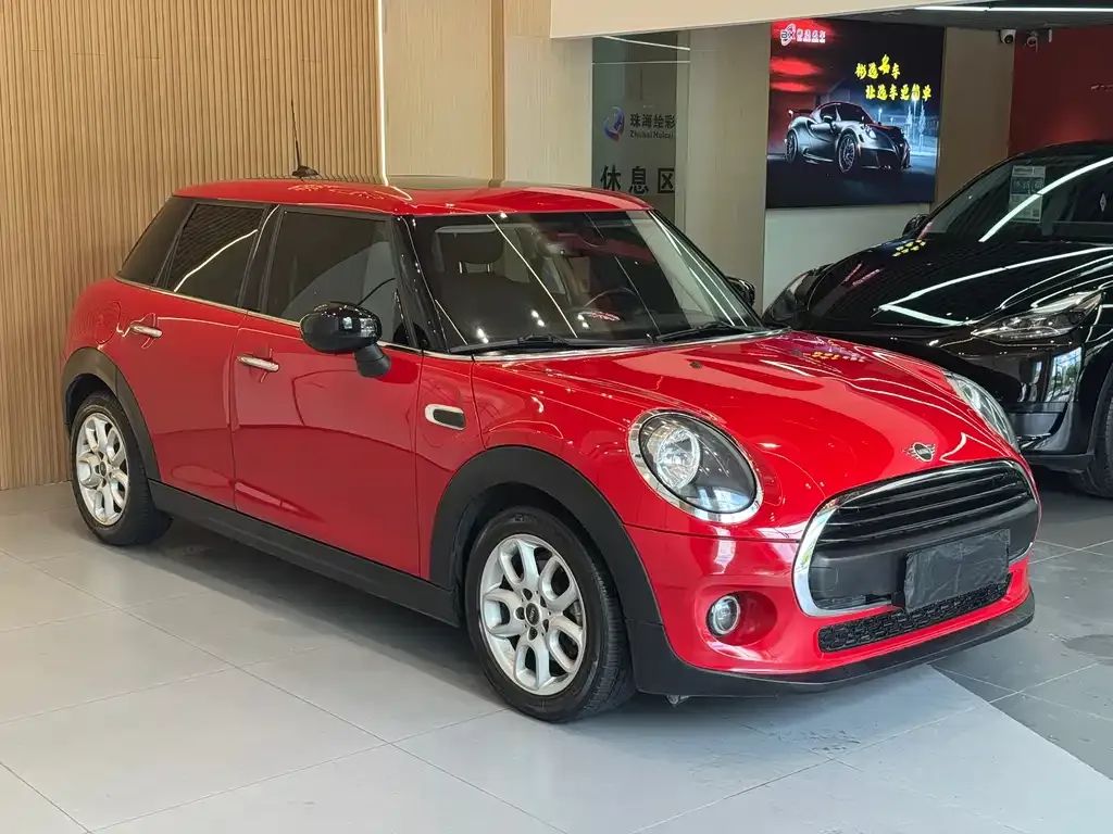 MINI Cooper (3-door) 2021 из CN, фото 2
