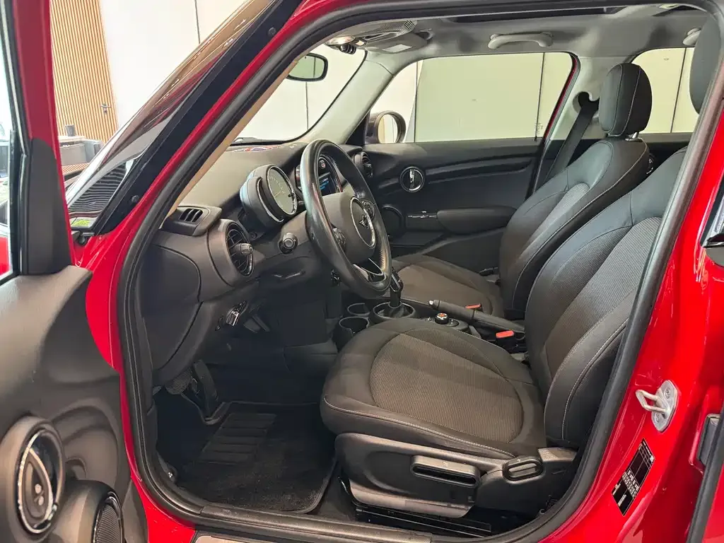 MINI Cooper (3-door) 2021 из CN, фото 9