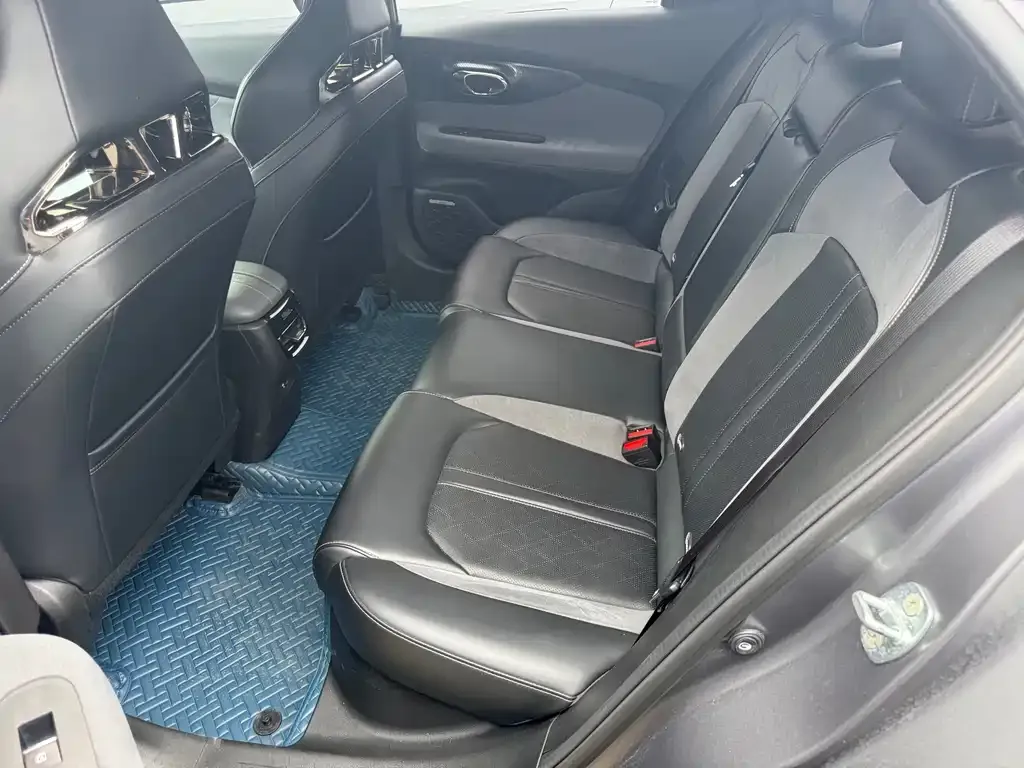GAC Motor Shadow Leopard — фото 10