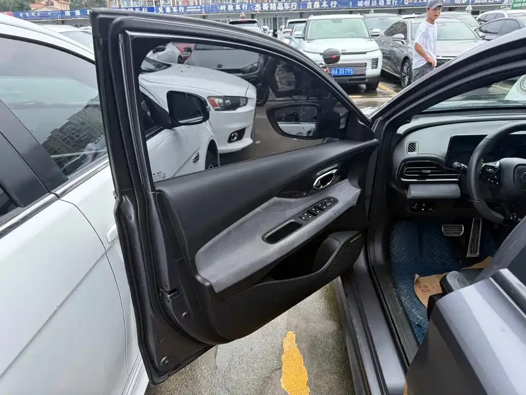 GAC Motor Shadow Leopard — фото 4
