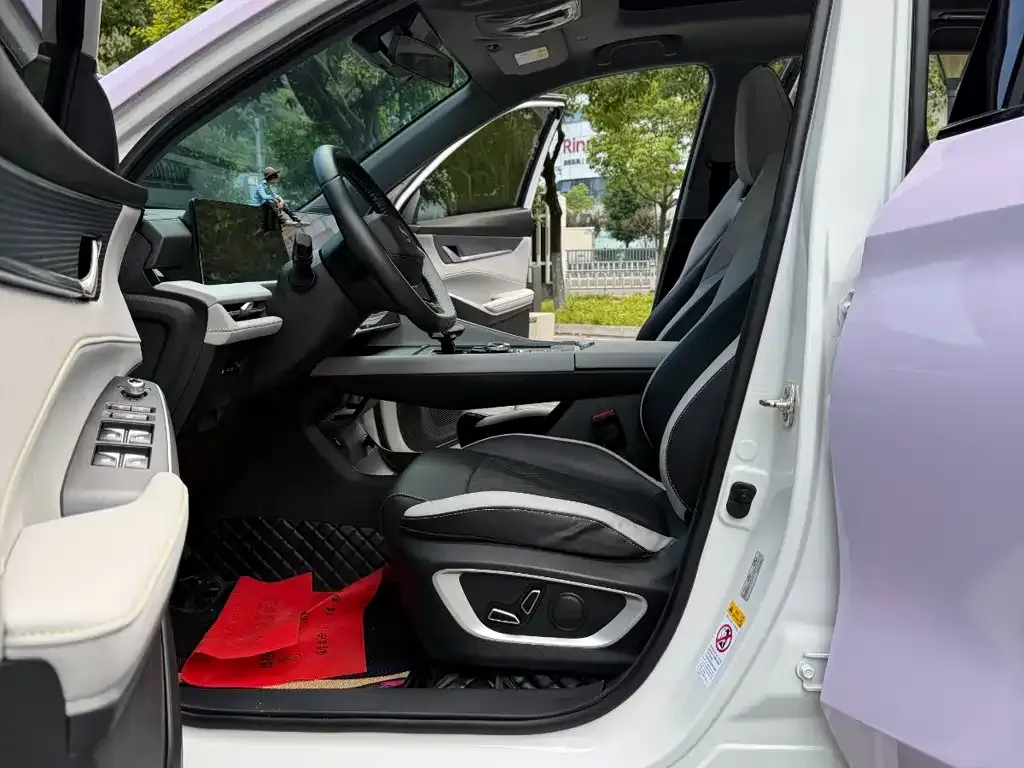 Changan CS75 PLUS iDD — фото 4