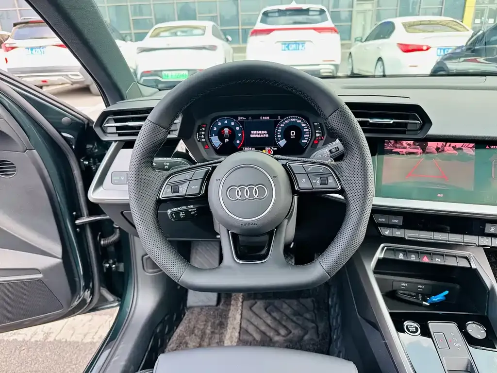 Audi A3 — фото 10