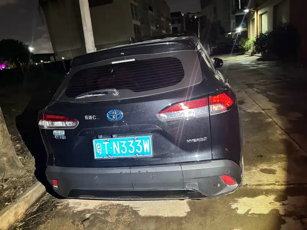 Toyota Corolla Cross — фото 3