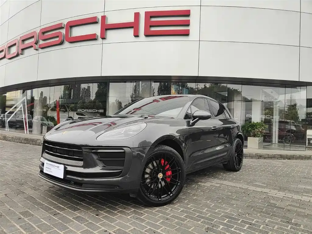 Porsche Macan — фото 1