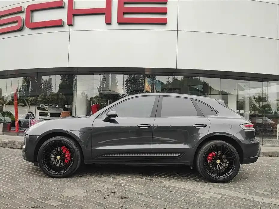 Porsche Macan — фото 9