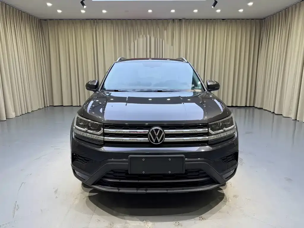 Volkswagen Tharu — фото 2
