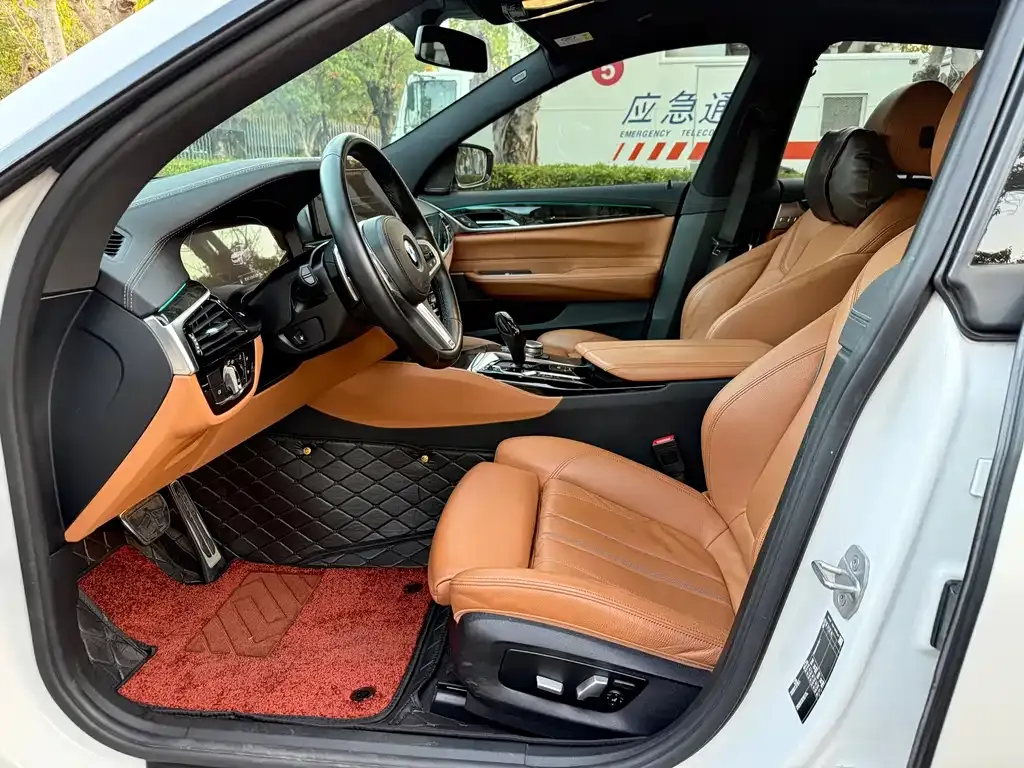 BMW 6 Series GT — фото 2
