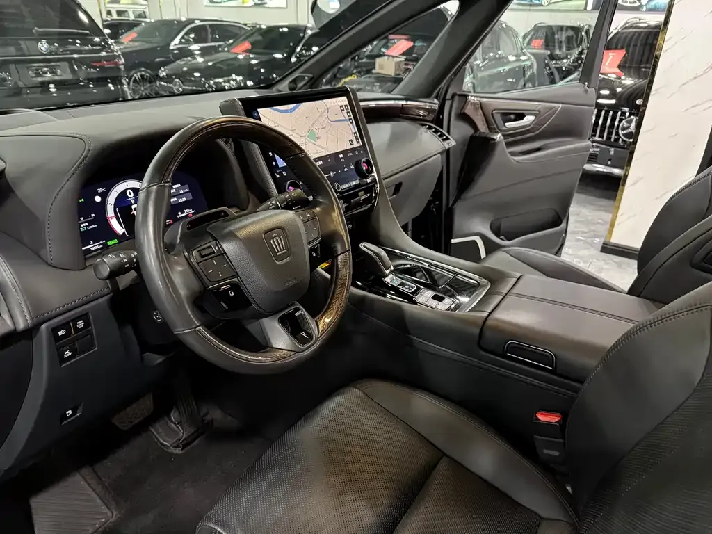 Toyota Vellfire — фото 7