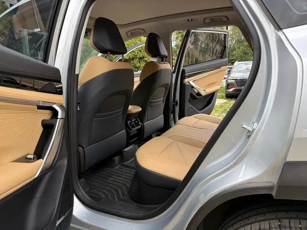 Geely Boyue L 2024 из CN, фото 3