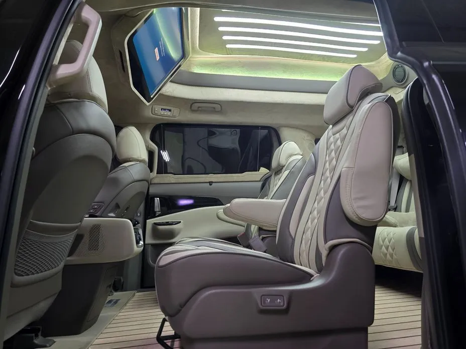 Kia Carnival — фото 4