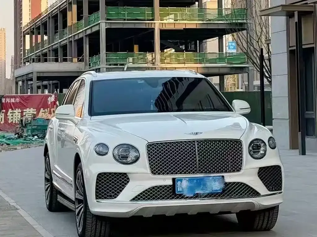 Bentley Bentayga — фото 4