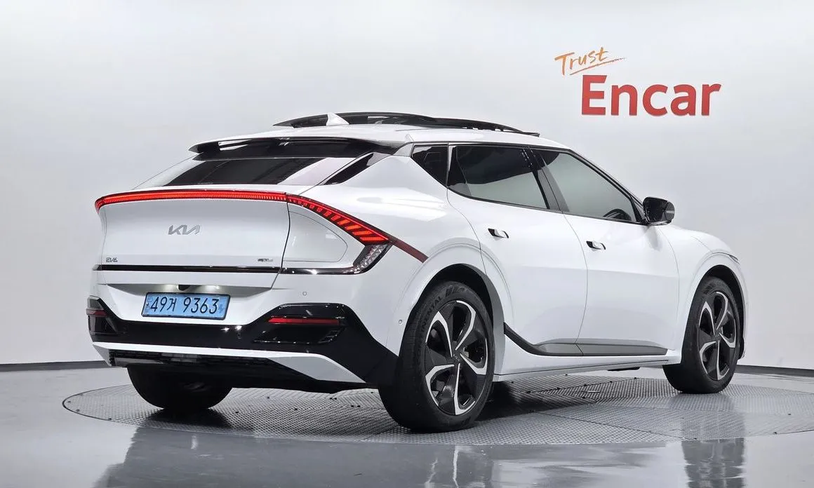 Kia EV6 — фото 7