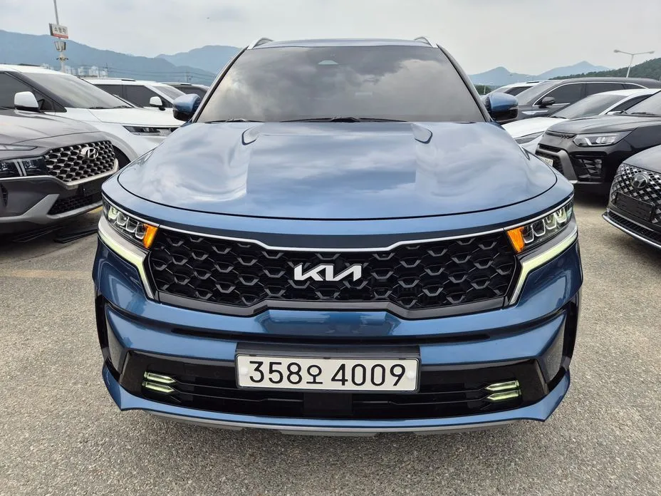 Kia Sorento — фото 1