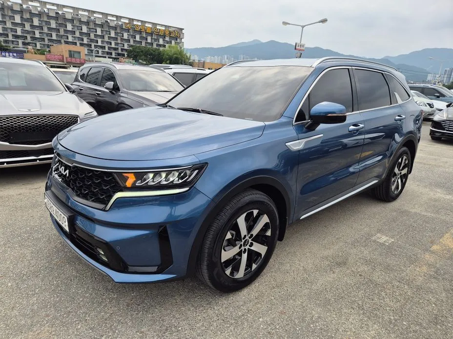 Kia Sorento — фото 10