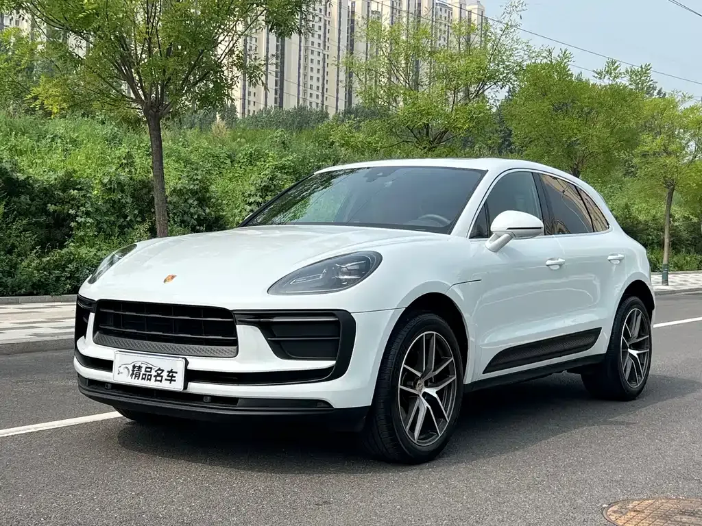 Porsche Macan — фото 1