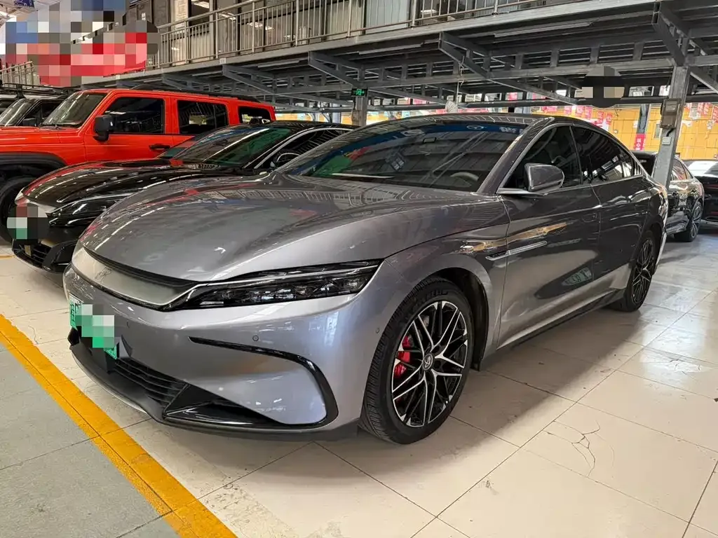 BYD Han — фото 1