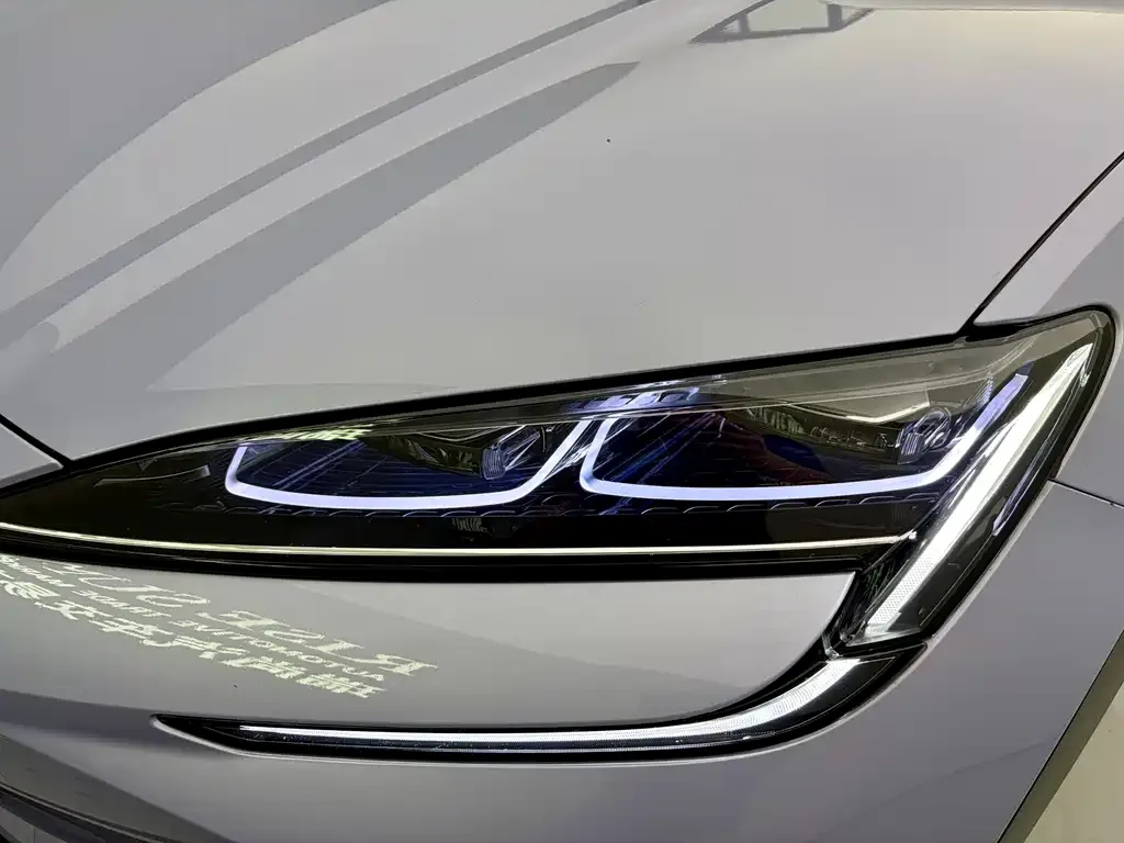 BYD Seal 07 EV — фото 10