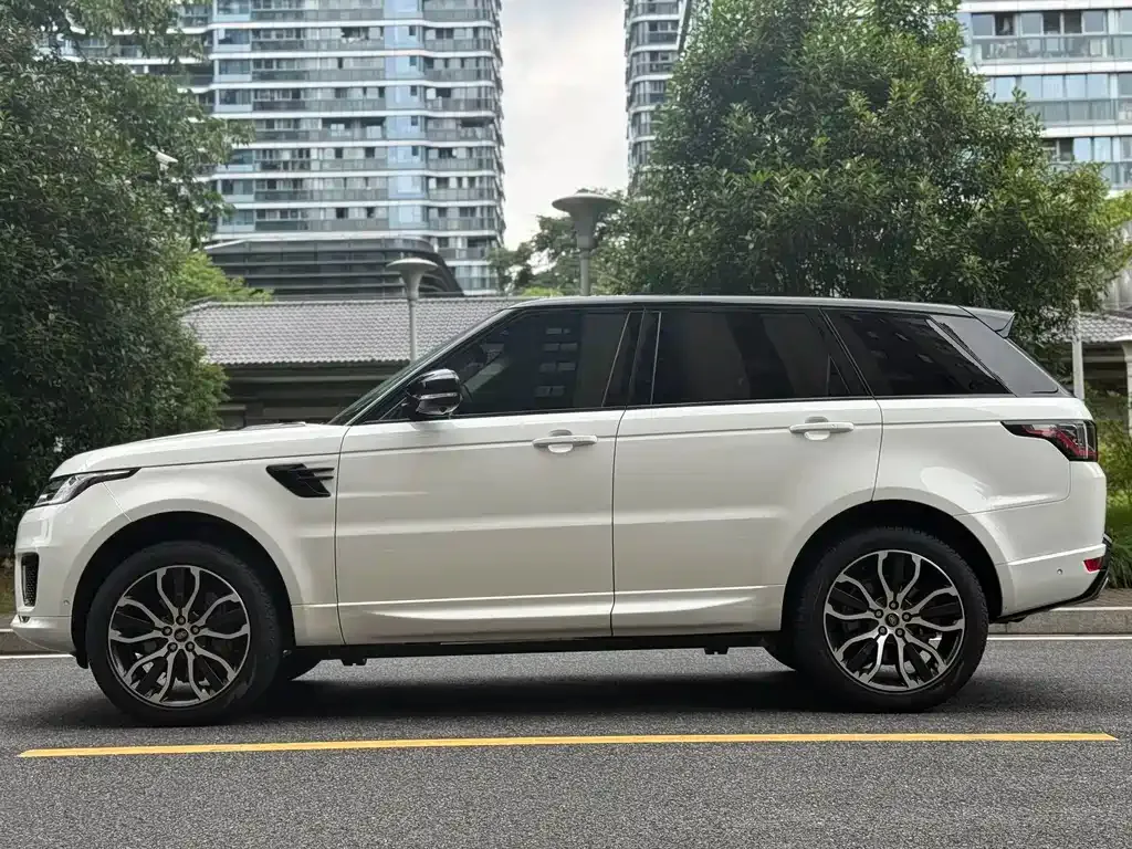 Land Rover Sport — фото 10