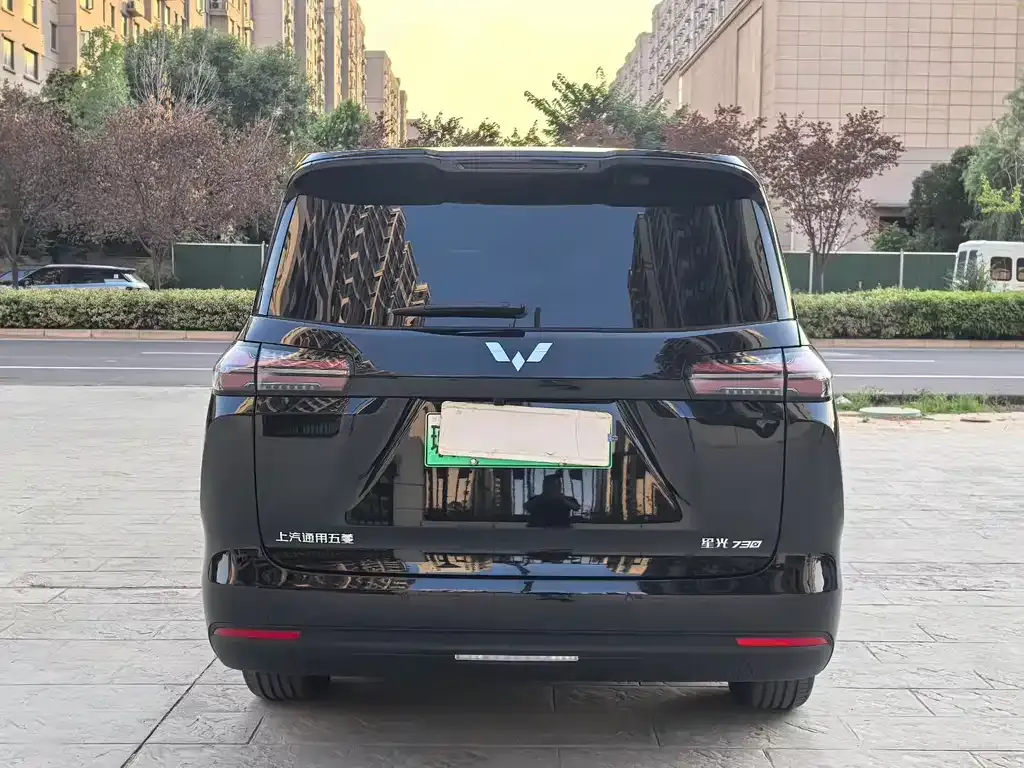 Wuling Starlight 730 New Energy — фото 3
