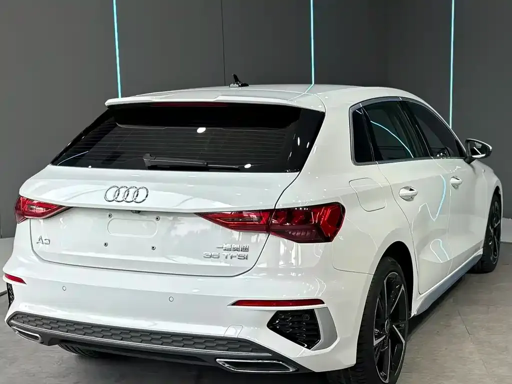 Audi A3 — фото 2