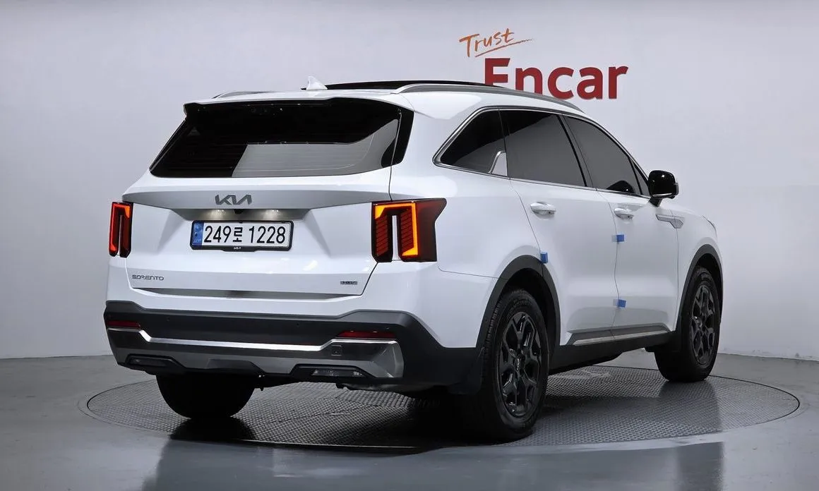 Kia Sorento — фото 4