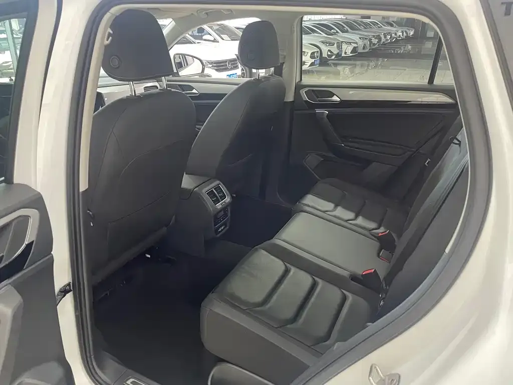 Volkswagen Tayron 2022 из CN, фото 6