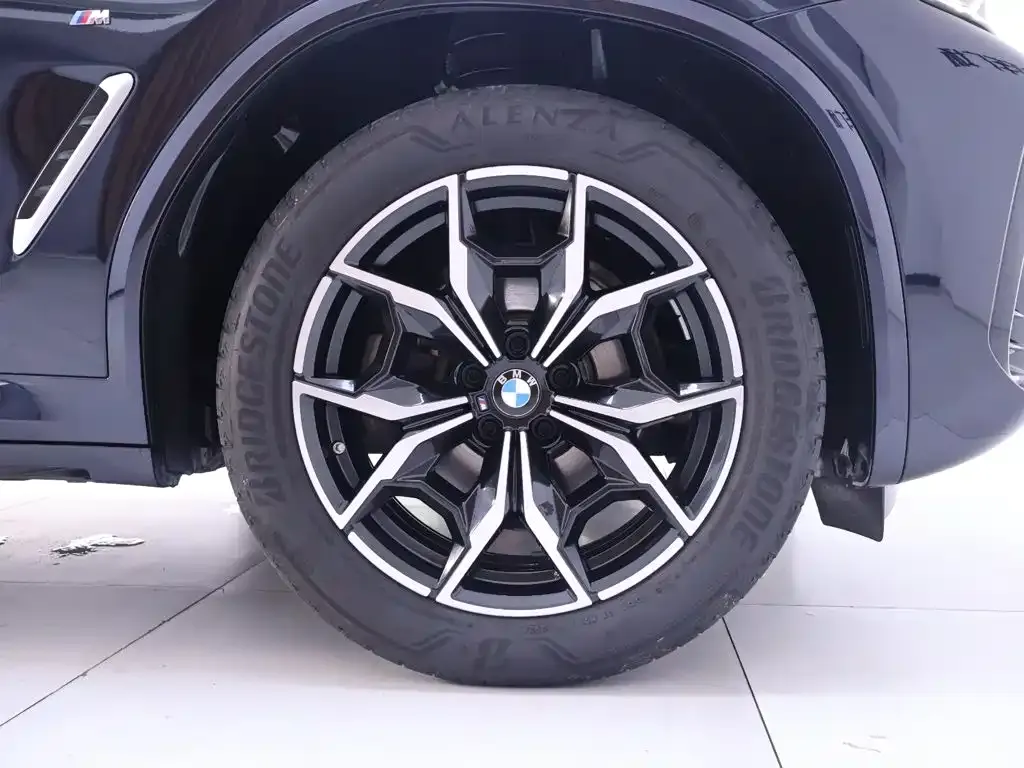 BMW X3 — фото 10