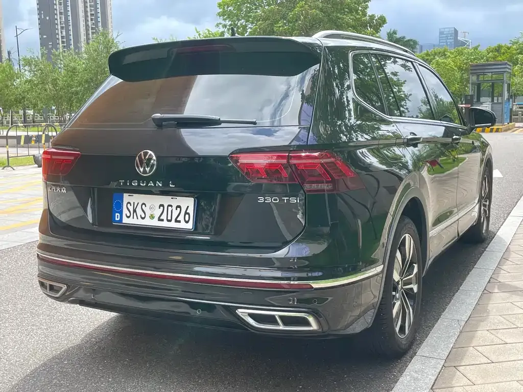 Volkswagen Tiguan L — фото 4