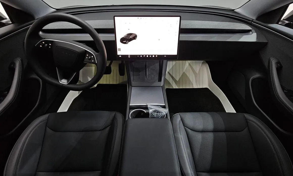 Tesla Model 3 — фото 6