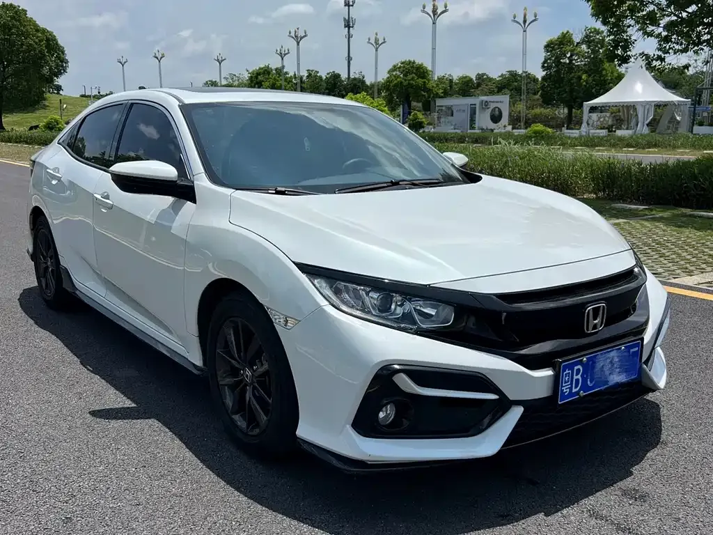 Honda Civic — фото 1