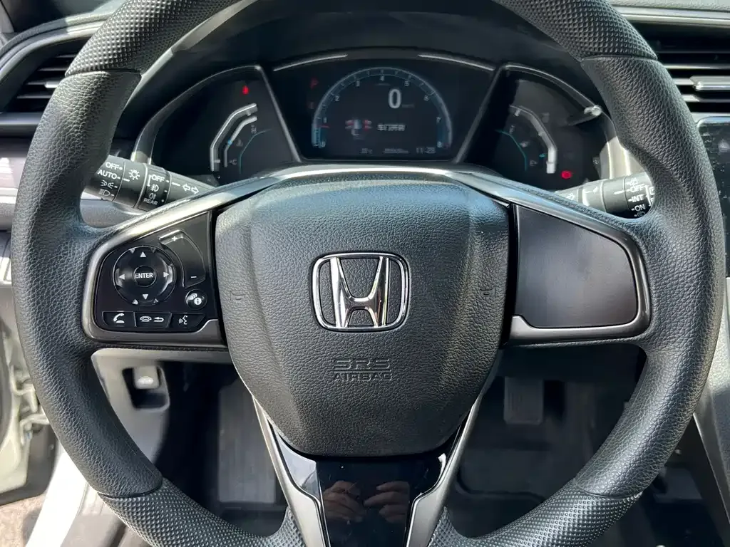 Honda Civic — фото 8