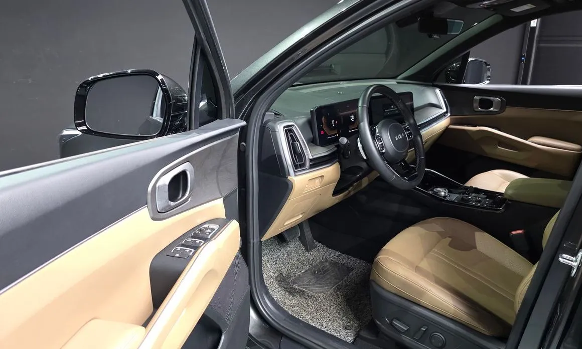 Kia Sorento — фото 7