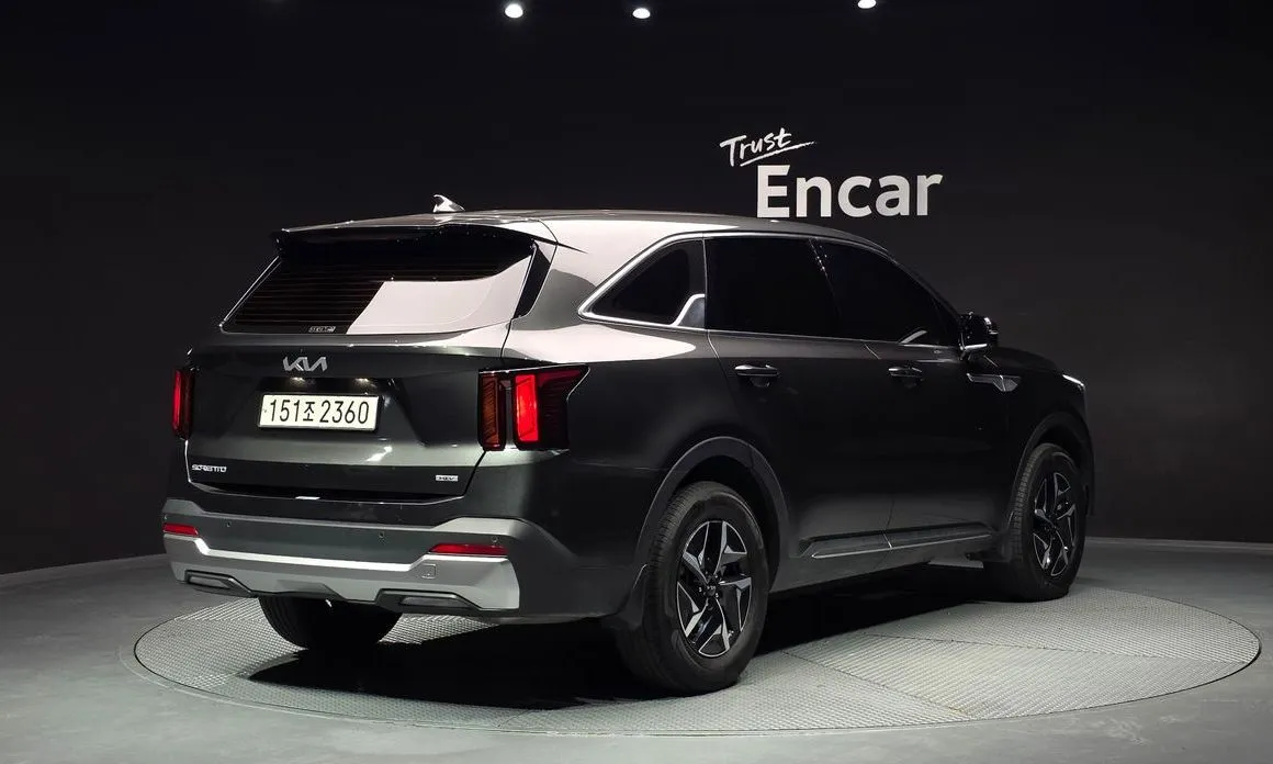 Kia Sorento — фото 5