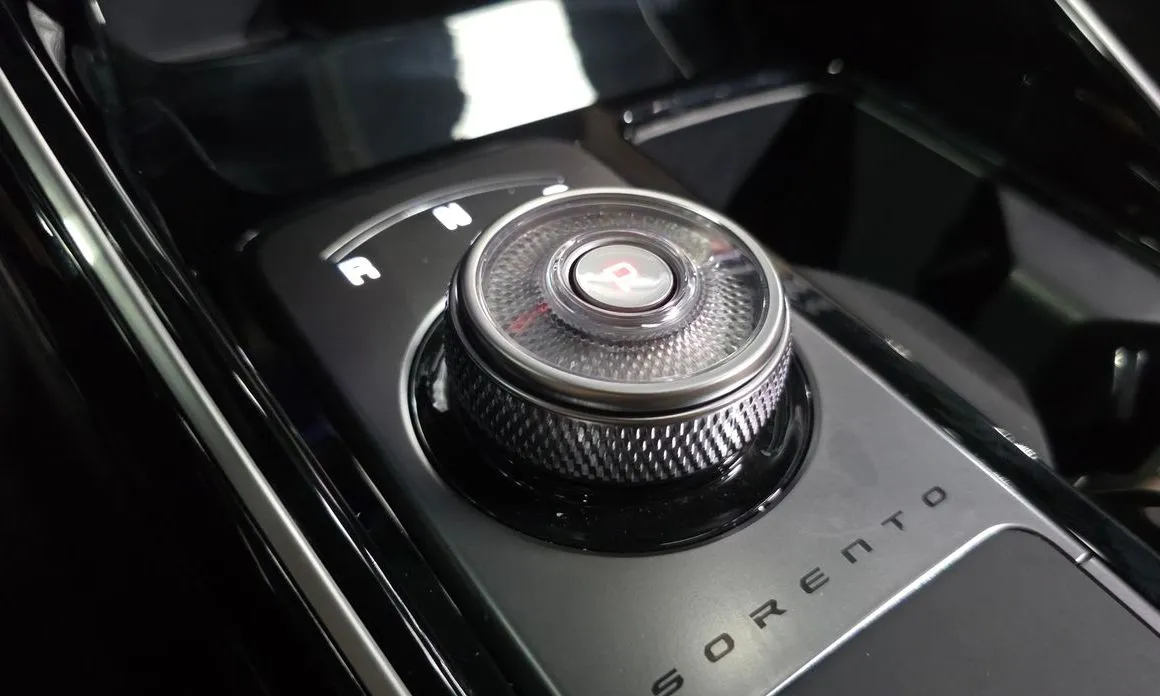 Kia Sorento — фото 2