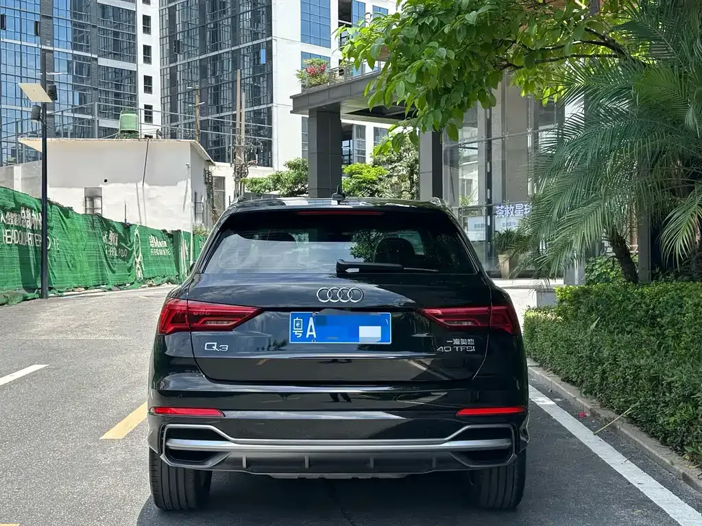 Audi Q3 — фото 9