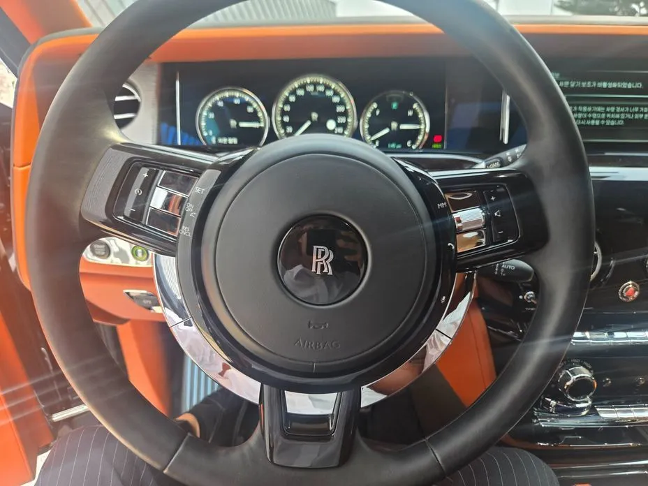 Rolls-Royce Phantom 2021 из KR, фото 4