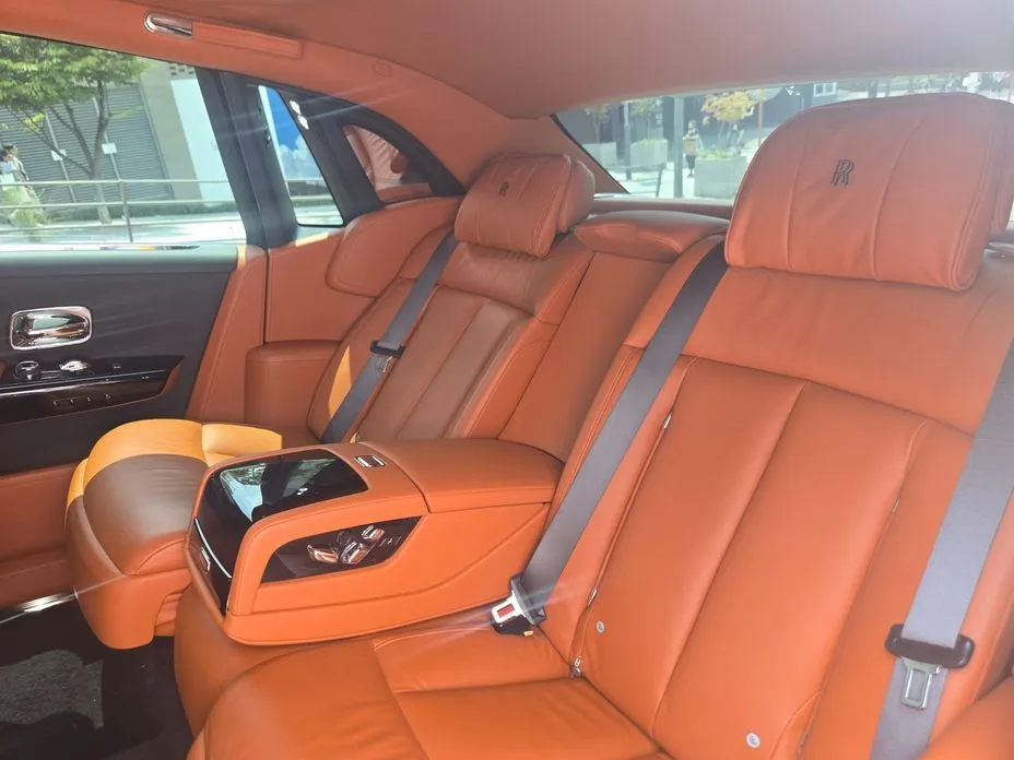 Rolls-Royce Phantom 2021 из KR, фото 6