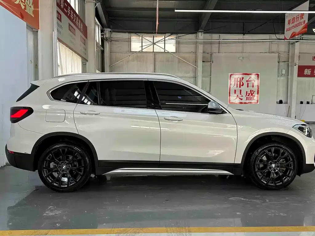 BMW X1 — фото 4