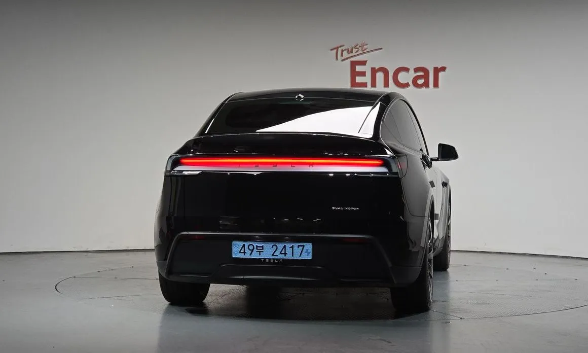 Tesla Model Y — фото 2