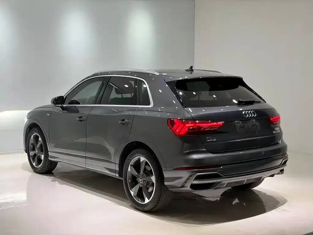 Audi Q3 — фото 5