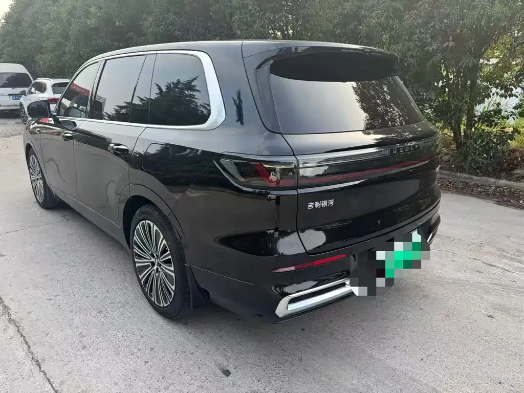 Geely Galaxy M9 — фото 4