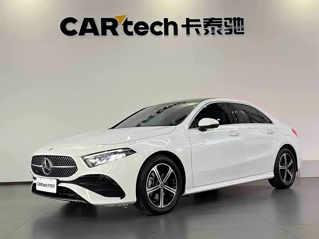 Mercedes-Benz A-Class — фото 1
