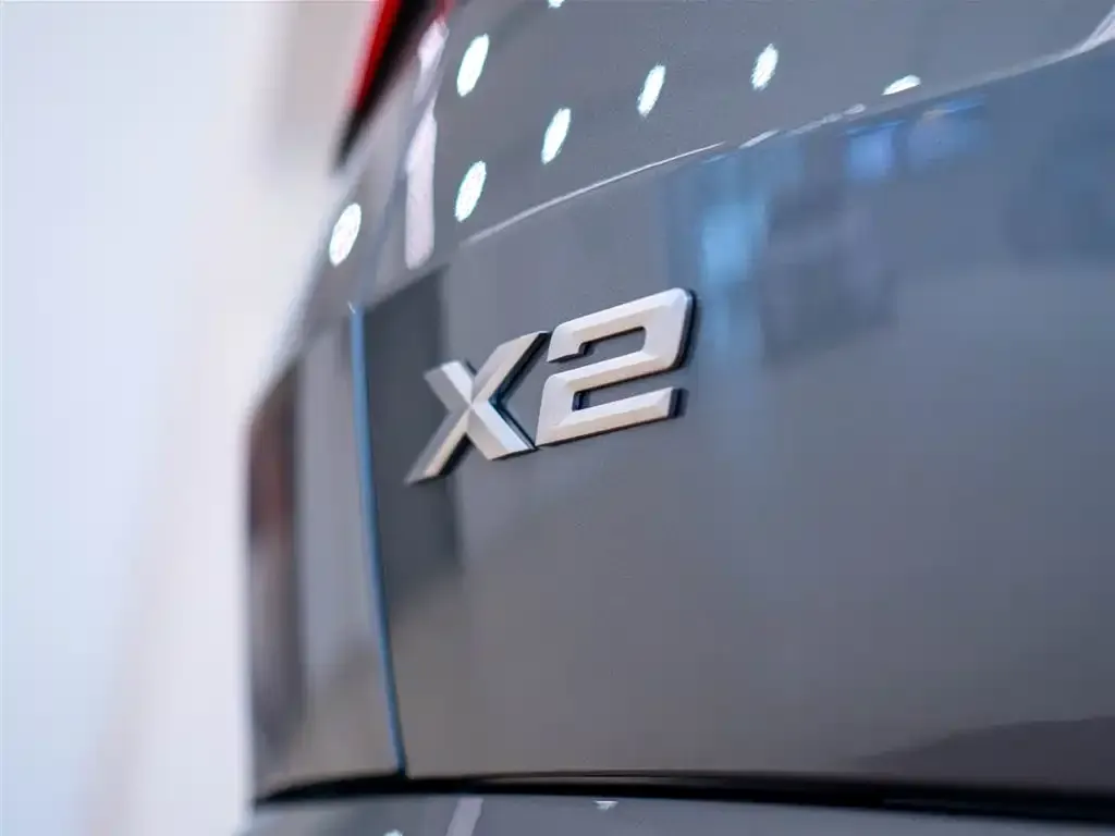 BMW X2 — фото 2