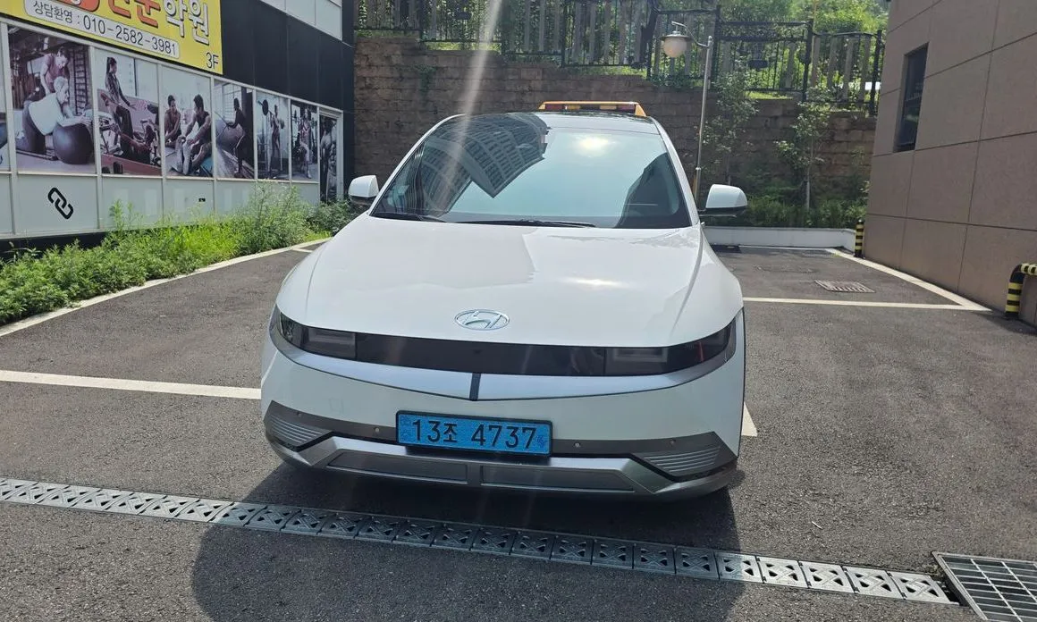 Hyundai Ioniq5 — фото 1
