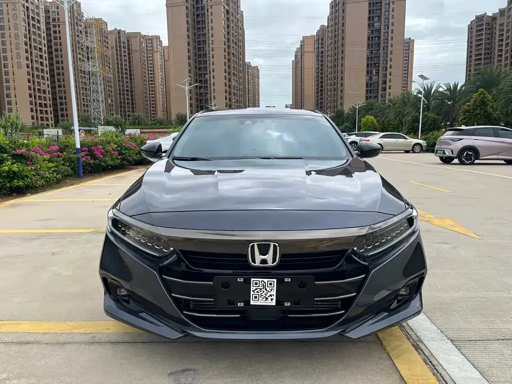 Honda Accord — фото 8