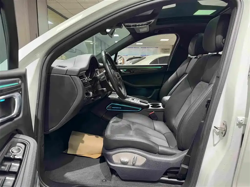 Porsche Macan 2021 из CN, фото 8