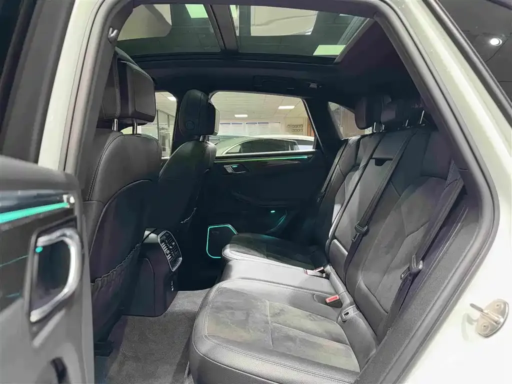 Porsche Macan 2021 из CN, фото 2