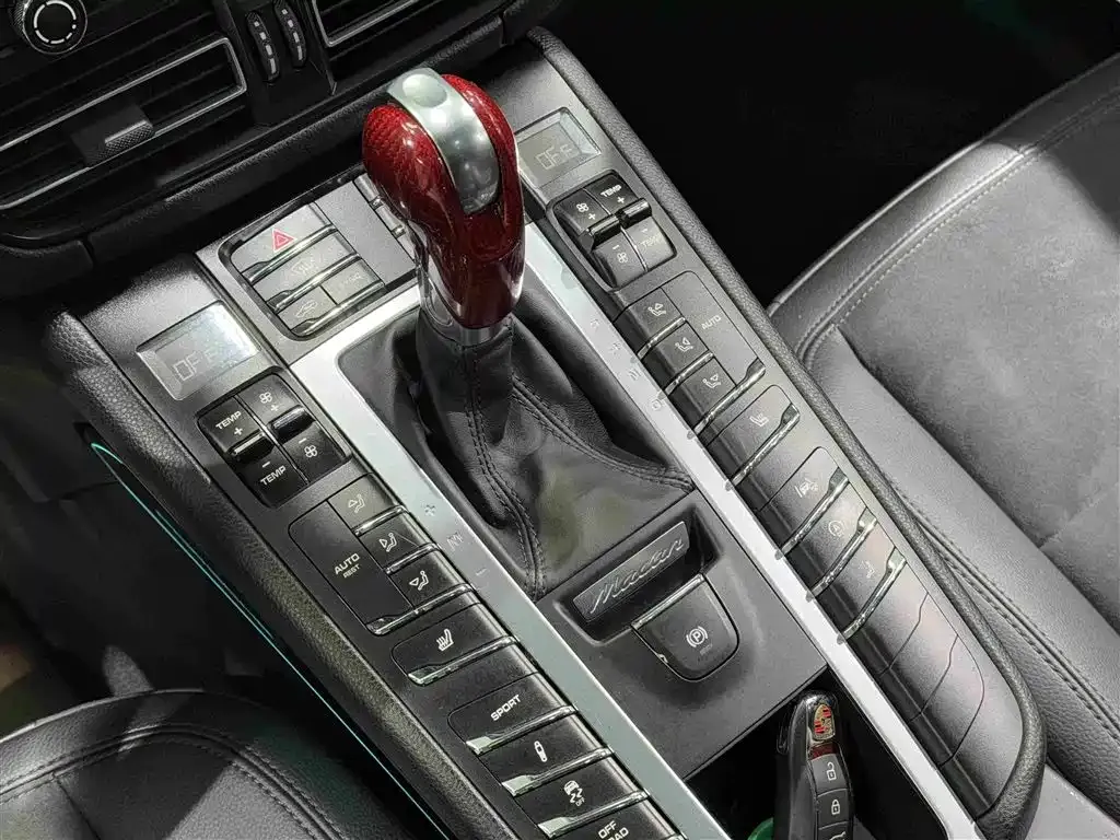 Porsche Macan 2021 из CN, фото 9